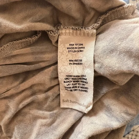 Soft Surroundings petite women’s V-neck 3/4 sleeve dress.Tan and navy fl… - Picture 5 of 5